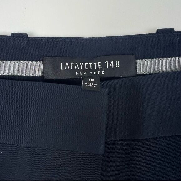 New Lafayette 148 New York Navy Blue Shorts Size 16 - Picture 4 of 6